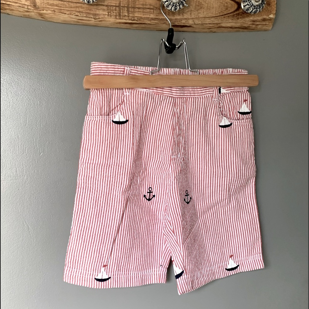 Sophie & Sam NWT Pinstripe Boys Sailboat Red & White Seersucker Boat Shorts